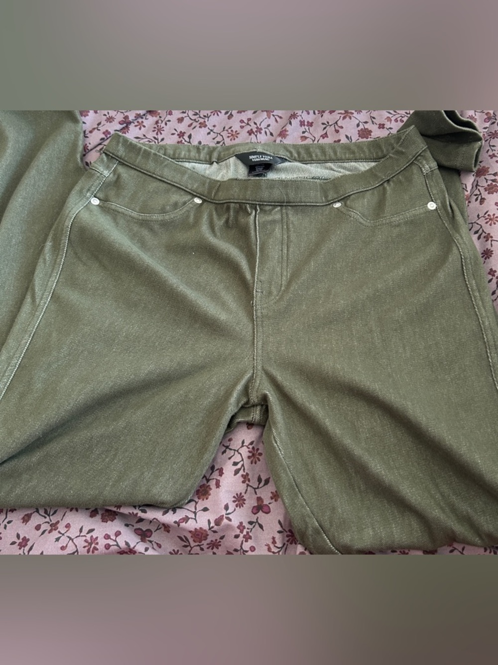 Simply Vera Vera Wang Jeggings / Leggings Olive Green with Pockets